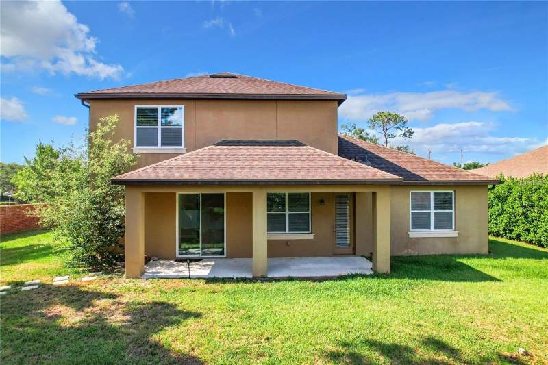 4 bedroom Single Family Residence at 421 Meadowridge Cove, Meadowridge Estates, Longwood — photo 5