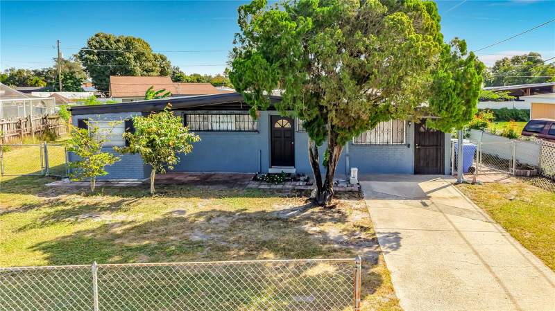 3 bedroom Single Family Residence at 1506 S 78th Street, Clair Mel City Unit 2, Tampa — photo 2