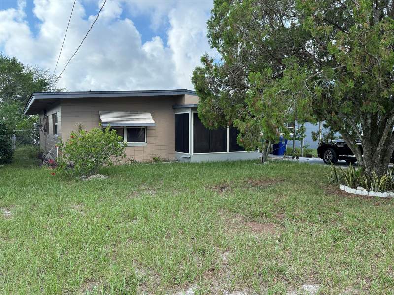 Tavares Mobile Home Estates