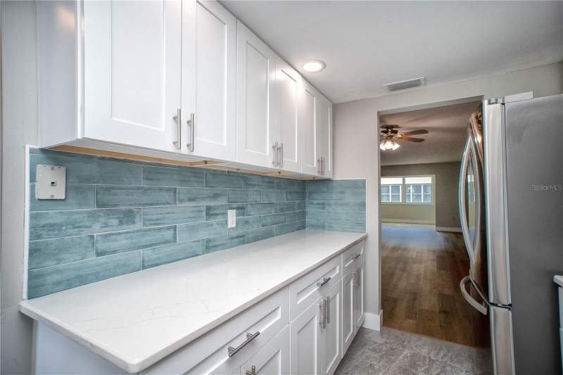 2 bedroom Condominium at 5840 30th Avenue #202, Town Shores Of Gulfport, Gulfport — photo 4