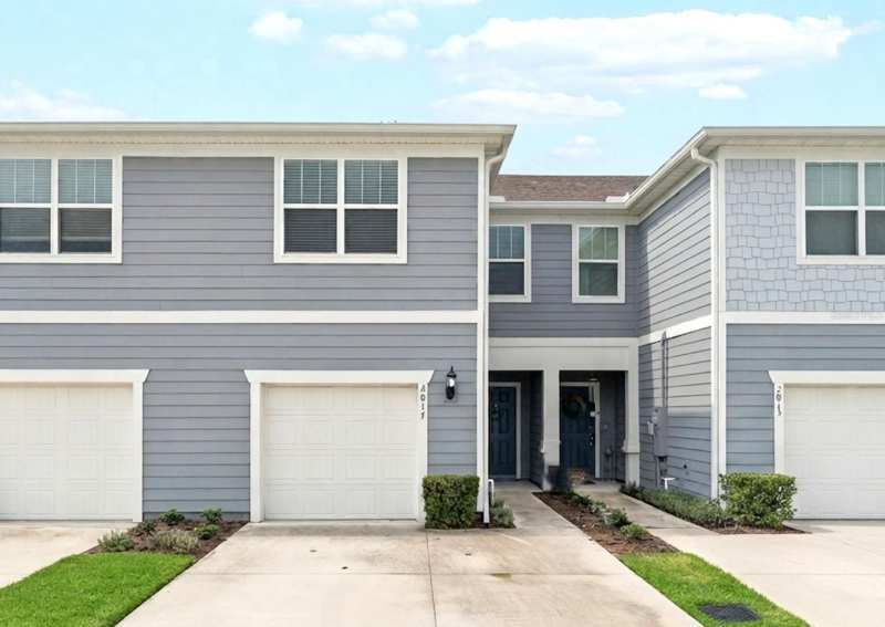 3 bedroom Townhouse at 2017 Canny Cove, Grayson Square, Winter Park — photo 1