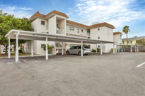 116 Vista Hermosa Circle #108C, home for sale in Sarasota 34242