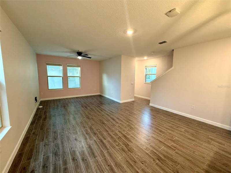 4 bedroom Single Family Residence at 1421 Happy Bird Lane, Tuskawilla Crossings 34'S, Winter Springs — photo 4