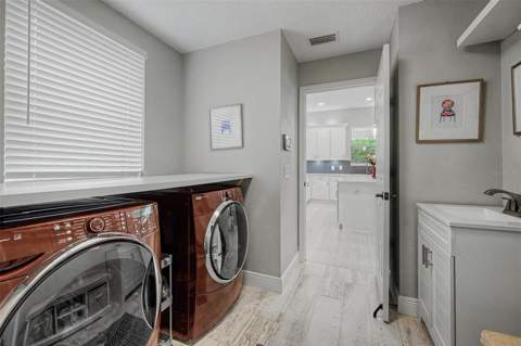 5116 Abisher Wood Lane, Brandon FL - photo 19 of 72