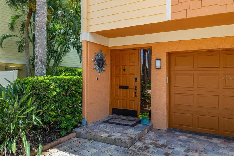 3 bedroom Townhouse at 533 Sandy Hook Road, Village Of Paradise Island, Treasure Island — photo 4