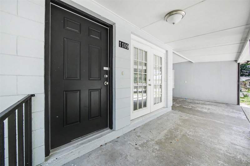 3 bedroom Single Family Residence at 1109 Inland Street, Leesburg Oakhill Park, Leesburg — photo 2