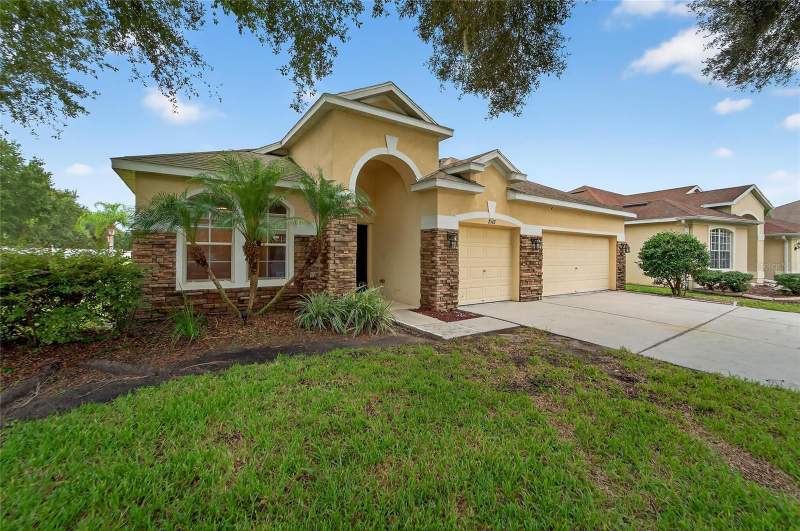 4 bedroom Single Family Residence at 2502 Bonterra Boulevard, Bonterra, Valrico — photo 3