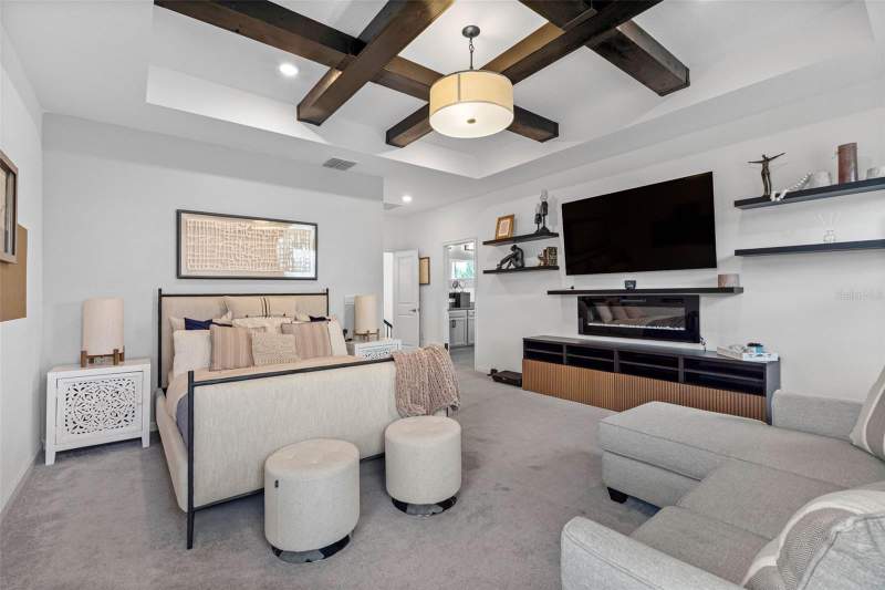 4 bedroom Single Family Residence at 325 Shore Crab Way, Mirabay Prcl 8, Apollo Beach — photo 4