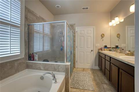 3014 Sera Bella Way, Kissimmee FL - photo 18 of 41