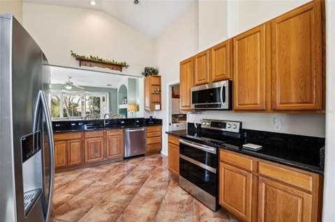 6105 Dory Way, Tavares FL - photo 16 of 48