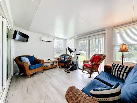 508 Shore Drive, Largo FL - photo 12 of 31