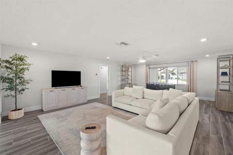 1514 Sea Gull Drive, St Petersburg FL - photo 10 of 68