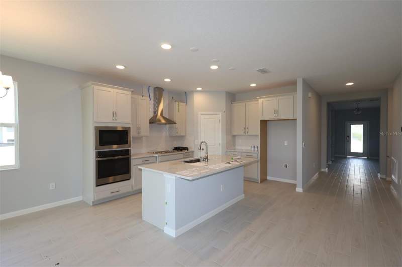 4 bedroom Single Family Residence at 5248 HIGH LINE DRIVE, CENTER LAKE ON THE PARK, ST CLOUD — photo 5