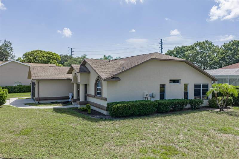 3 bedroom Single Family Residence at 6232 Huntington Drive, Silver Oaks Ph 01, Zephyrhills — photo 5