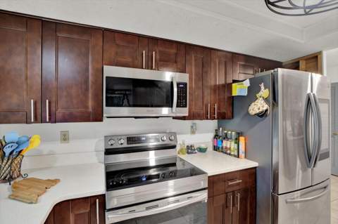 13100 Western Circle, Hudson FL - photo 8 of 44