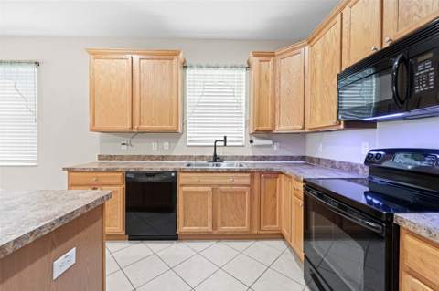 699 Winthrop Drive, Spring Hill FL - photo 13 of 47