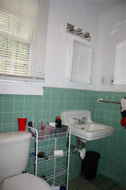 1822 NW 6th Avenue, Gainesville FL - photo 24 of 29
