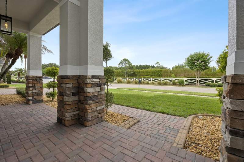 6 bedroom Single Family Residence at 1812 Lake Roberts Landing Drive, Lake Roberts Lndg E, Winter Garden — photo 2