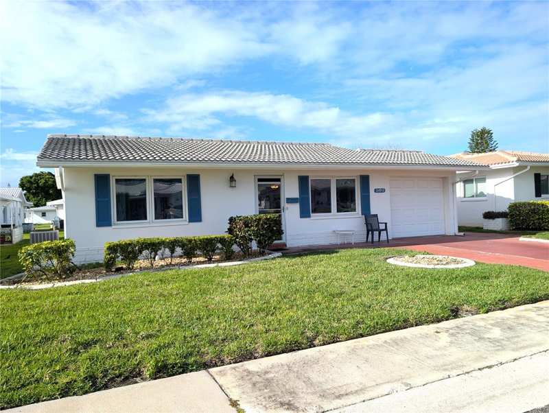 2 bedroom Single Family Residence at 3490 101st Terrace, Mainlands Of Tamarac By The Gulf Unit 4 Condo, Pinellas Park — photo 1