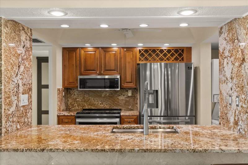 2 bedroom Condominium at 450 S Gulfview Boulevard #802, 440 West Condo, Clearwater Beach — photo 4