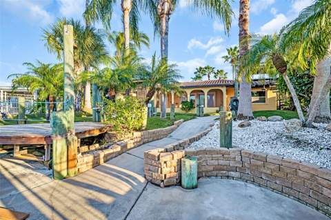 4951 Galleon Court, New Port Richey FL - photo 8 of 91