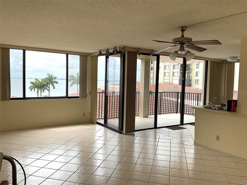 2 bedroom Condominium at 6322 Palma Del Mar Boulevard #G402, Palma Del Mar IV, St Petersburg — photo 3