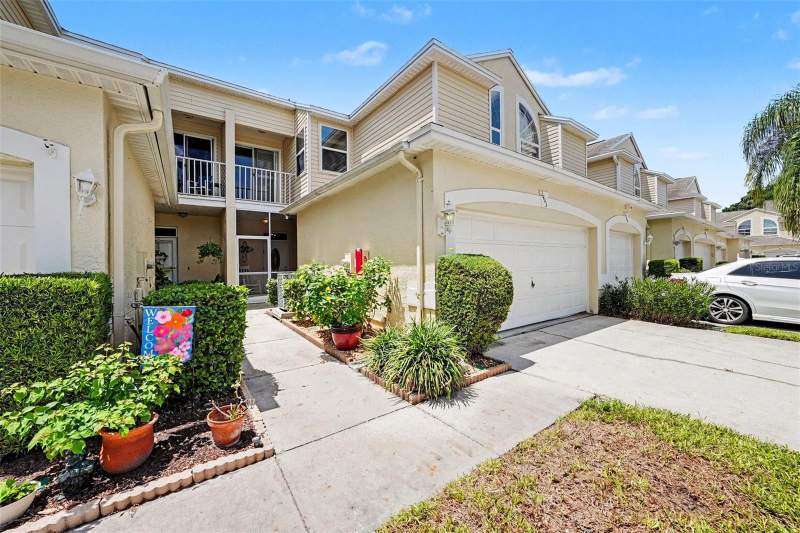 3 bedroom Townhouse at 1050 Starkey Road #2403, Willow Greens, Largo — photo 2