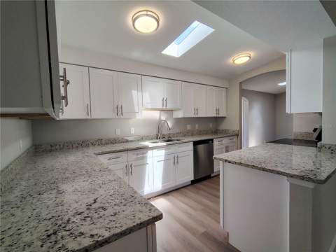 702 Turnberry Lane, Lady Lake FL - photo 6 of 17