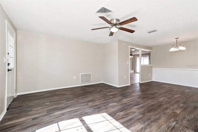 2 bedroom Single Family Residence at 6452 Langston Avenue, Hillandale, New Port Richey — photo 3