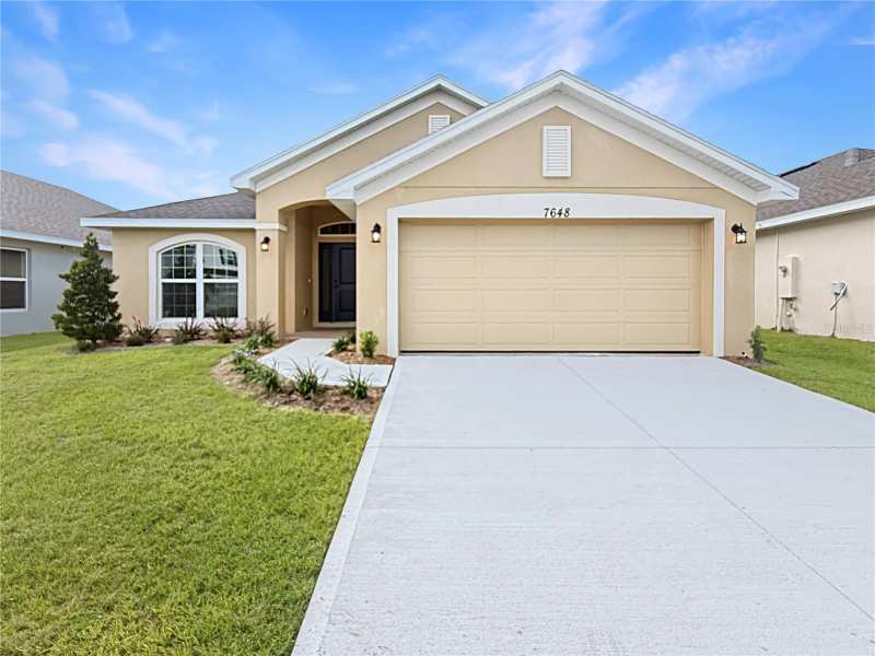 4 bedroom Single Family Residence at 7648 Bent Tree Loop, Harmony Central Ph 2 Pb 35 Pgs 139-144 Blk P Lot 8, St Cloud — photo 1