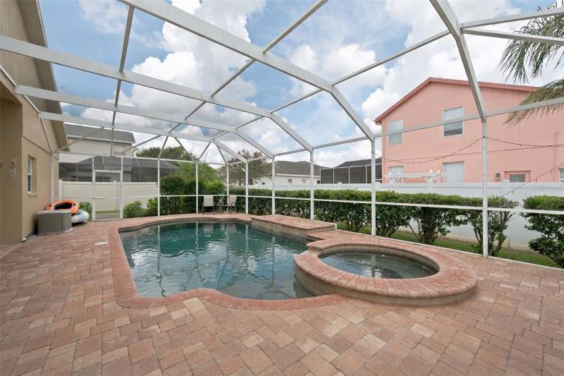 4 bedroom Single Family Residence at 4401 Fort Shaw Drive, Southern Oaks, New Port Richey — photo 2