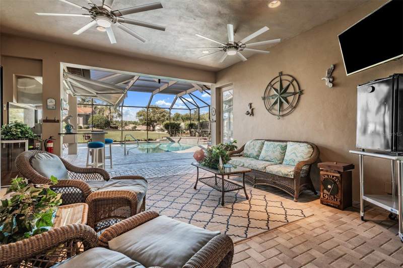 4 bedroom Single Family Residence at 34115 Americana Avenue, Lake Jovita Golf And Country Club, Dade City — photo 4