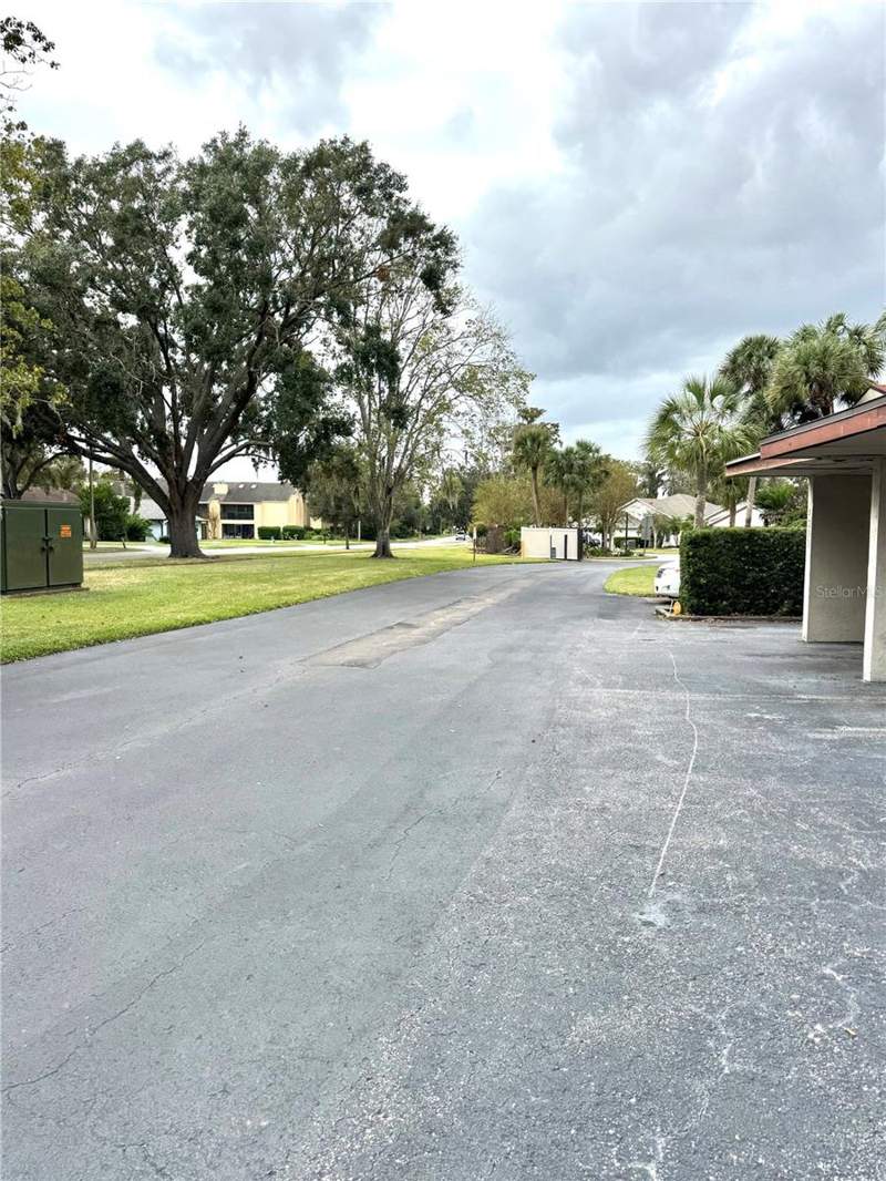 2 bedroom Condominium at 4229 S Lake Orlando Parkway #133, Townhouses Rosemont Green 02, Orlando — photo 2