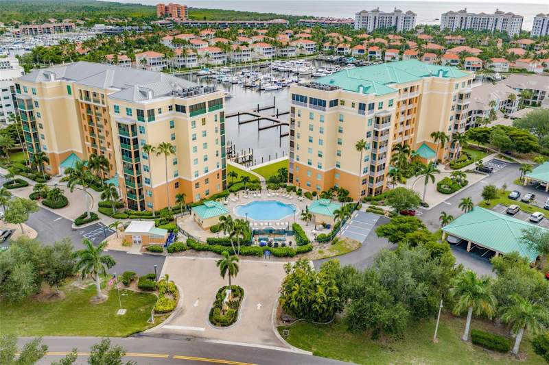 3 bedroom Condominium at 2060 Matecumbe Key Road #2803, Harbor Towers At Burnt Store, Punta Gorda — photo 2
