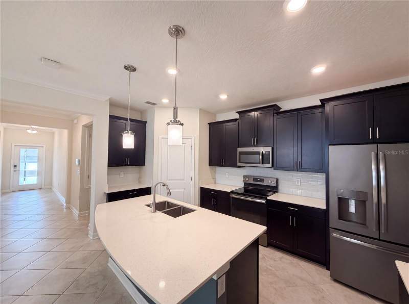 3 bedroom Single Family Residence at 4112 Innovation Lane, Innovation/Hidden Lake, Clermont — photo 2