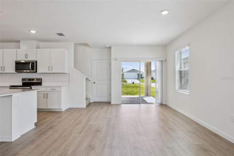 5249 Marshelder Street, Apopka FL - photo 6 of 6