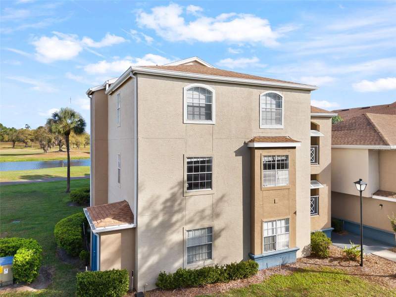 2 bedroom Condominium at 7320 WESTPOINTE BOULEVARD #533, BERMUDA DUNES PRIVATE RESIDENCE, ORLANDO — photo 2