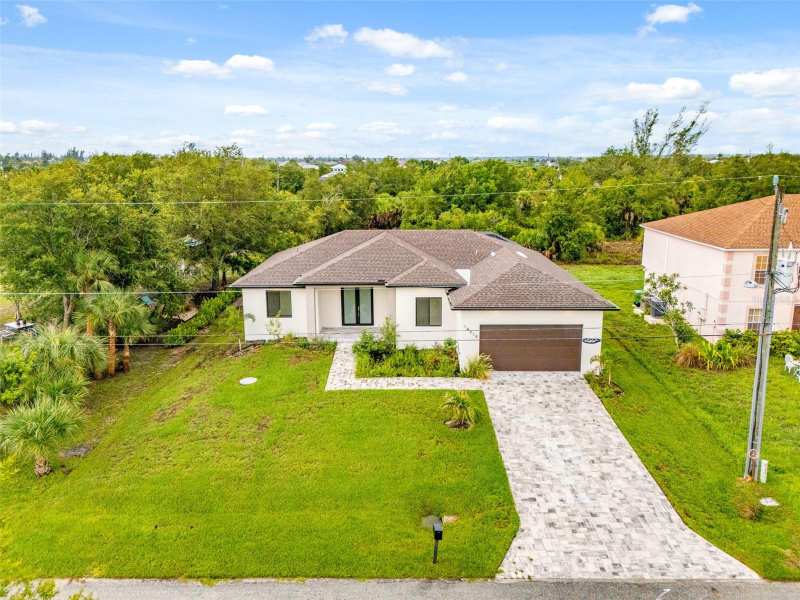4 bedroom Single Family Residence at 14319 Allensworth Avenue, Port Charlotte Sec 87, Port Charlotte — photo 1