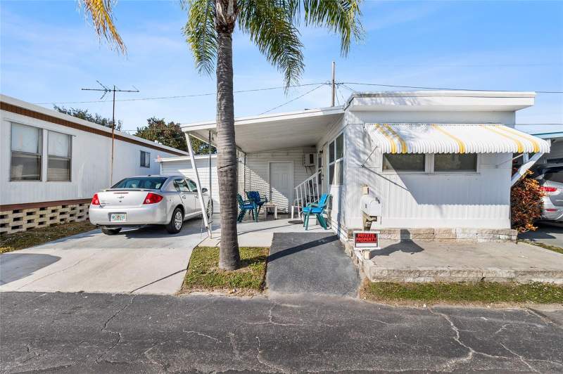 2 bedroom Mobile Home at 12766 Seminole Boulevard #10, Oasis Mobile Home Park Unrec, Largo — photo 2