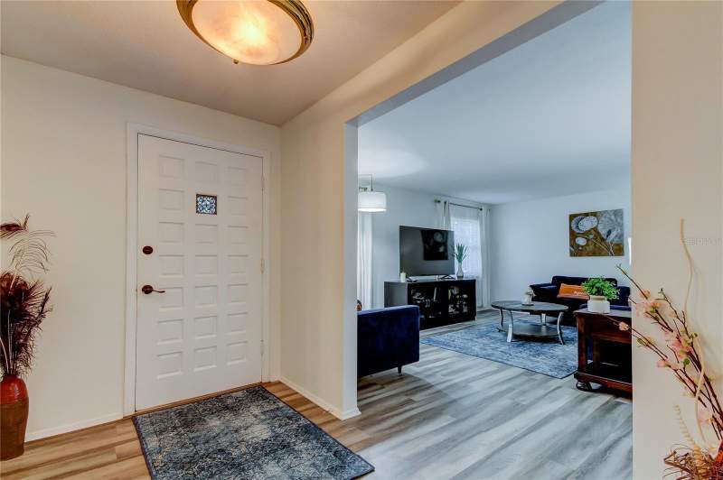 4 bedroom Single Family Residence at 1846 Elmhurst Drive, College Park, Clearwater — photo 4