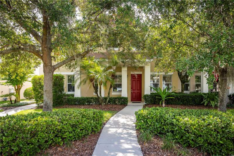 3 bedroom Townhouse at 6112 Fishhawk Crossing Boulevard, Fishhawk Ranch Towncenter, Lithia — photo 2