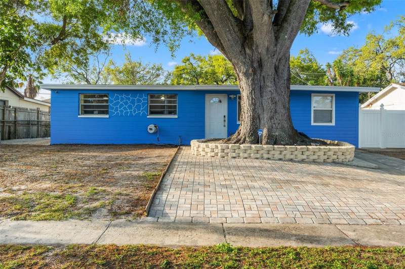 4 bedroom Single Family Residence at 8996 Southern Comfort Drive, Southern Comfort Homes Unit 1-A, Largo — photo 4