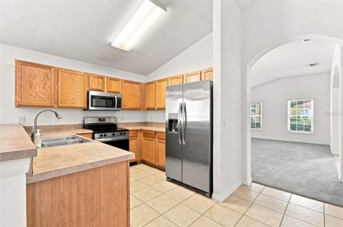 1174 Beech Grove Way, Orlando FL - photo 7 of 34