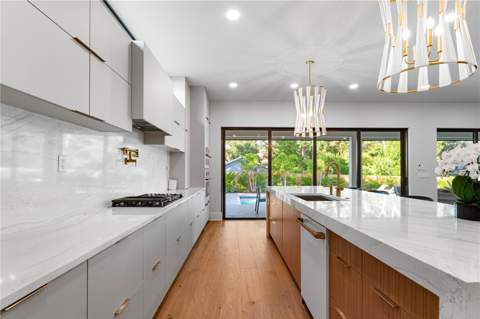 2519 N Riverside Dr, Tampa FL - photo 15 of 35