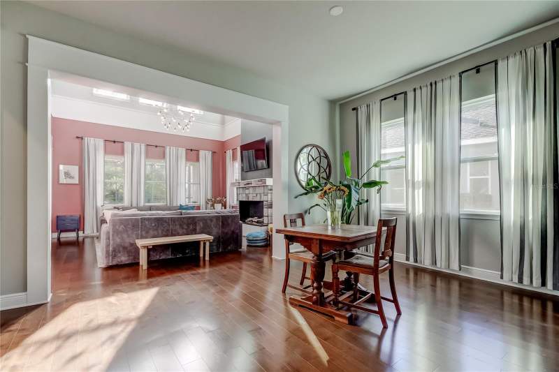 4 bedroom Single Family Residence at 11403 Quiet Forest Drive, Champions Forest, Tampa — photo 5