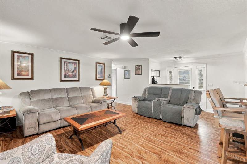 3 bedroom Single Family Residence at 1010 Red Bay Terrace, Port Charlotte Sec 023, Port Charlotte — photo 5