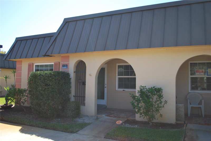 2 bedroom Condominium at 4136 Stratford Drive, Gardens Of Beacon Square, New Port Richey — photo 1