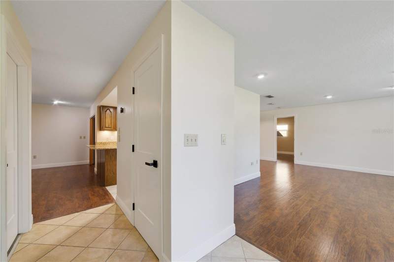 4 bedroom Single Family Residence at 4520 Ironstone Circle, Gatlin Grove, Orlando — photo 3