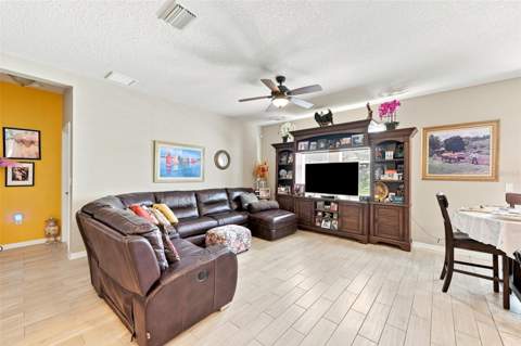 803 Parker Den Drive, Ruskin FL - photo 8 of 38