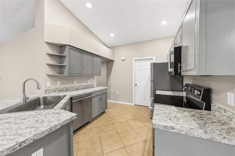 12807 Raysbrook Drive, Riverview FL - photo 6 of 6